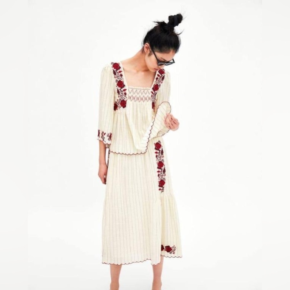 SOLD!! NWT ZARA Women’s Cream Red Pinstripe Boho Embroidered Midi Skirt S Small - Picture 3 of 4